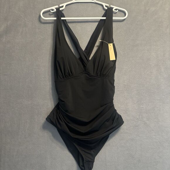 Black Cross-Back Women Swim One Piece - Picture 2 of 14